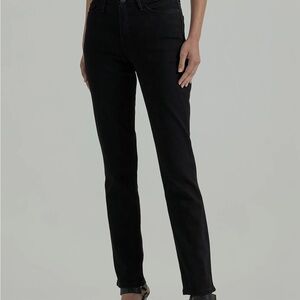 LEE WOMEN'S ULTRA LUX COMFORT WITH FLEX MOTION STRAIGHT JEAN